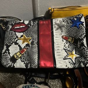 Aldo Clutch